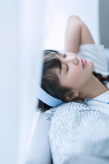 纳粹女子亲卫队电影完整播放